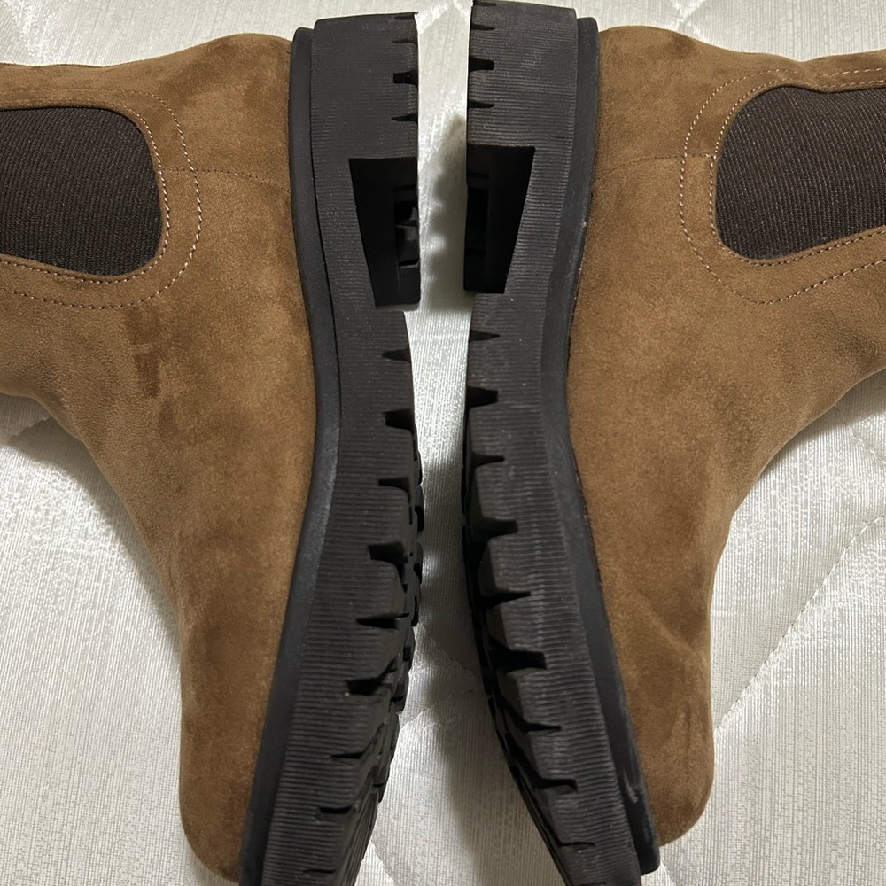Womens Chunky Chelsea Brown Boots - Picture 5 of 11